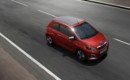 foto: Peugeot 108 top delantera aerea mov [1280x768].jpg